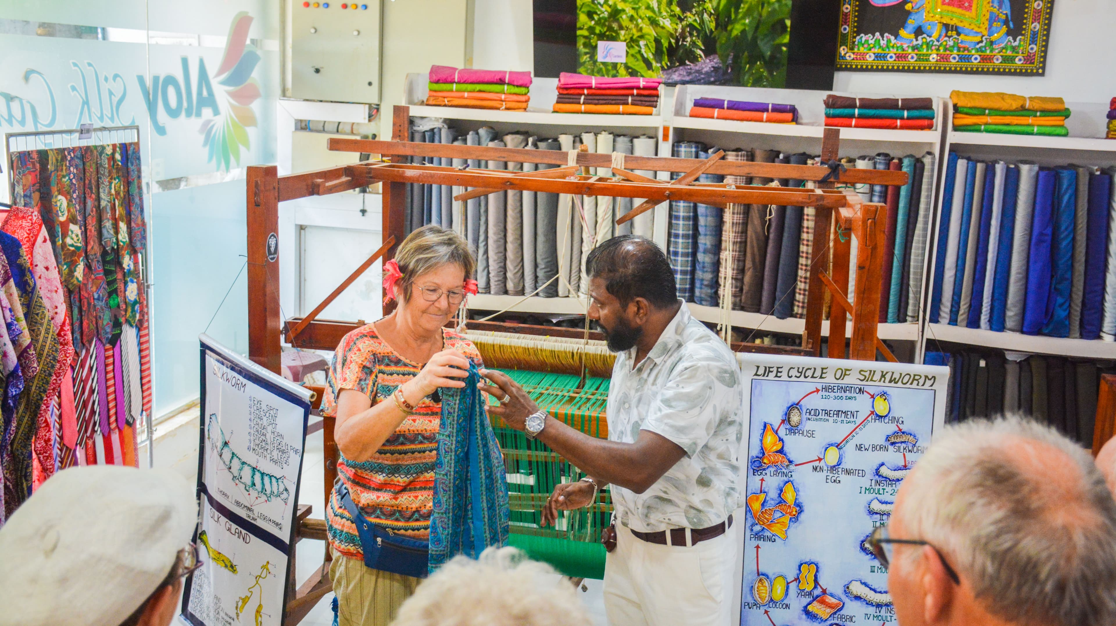 Multilingual Silk Weaving Demonstration